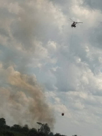 Dua Heli Terbang Padamkan Karlahut di Tanjung Leban, Bengkalis